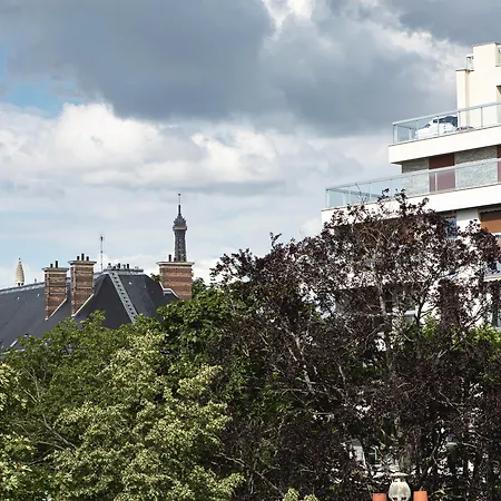 Botaniste فندق 4*