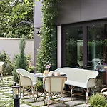 Hotel Botaniste Paris